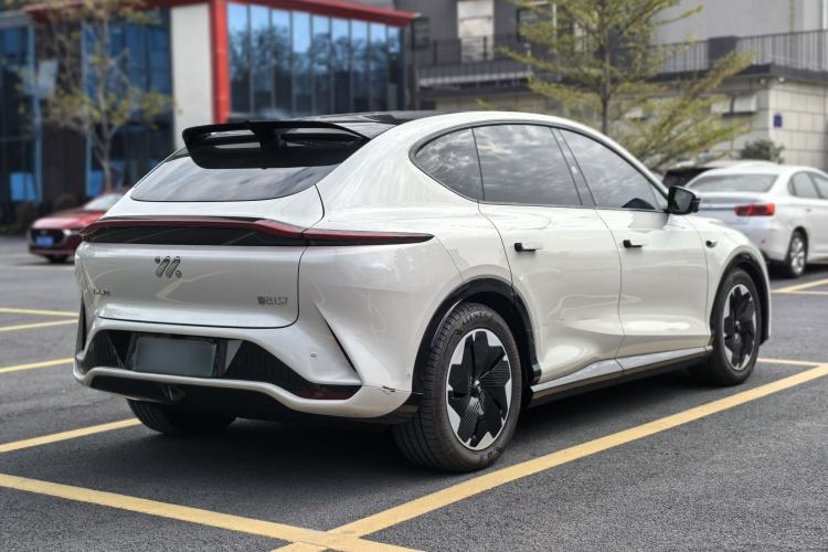 Used IM LS7 2023 90 kWh Elite Rear-Drive Version