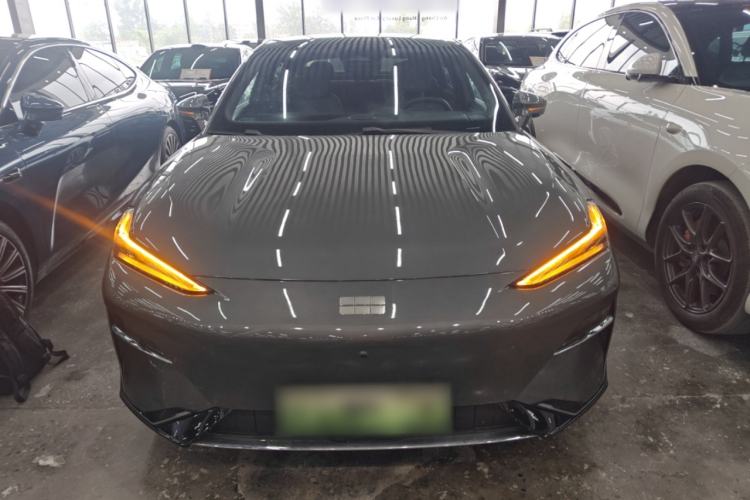 Used Geely Galaxy E8 2024 665 km Range Rear-Drive Starship Long-Range Version