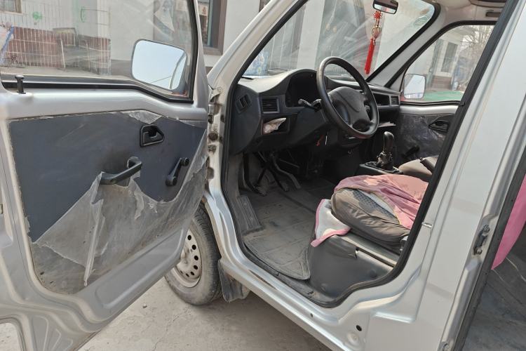 Used Wuling Zhiguang 2015 1.2L Practical LS-I Model