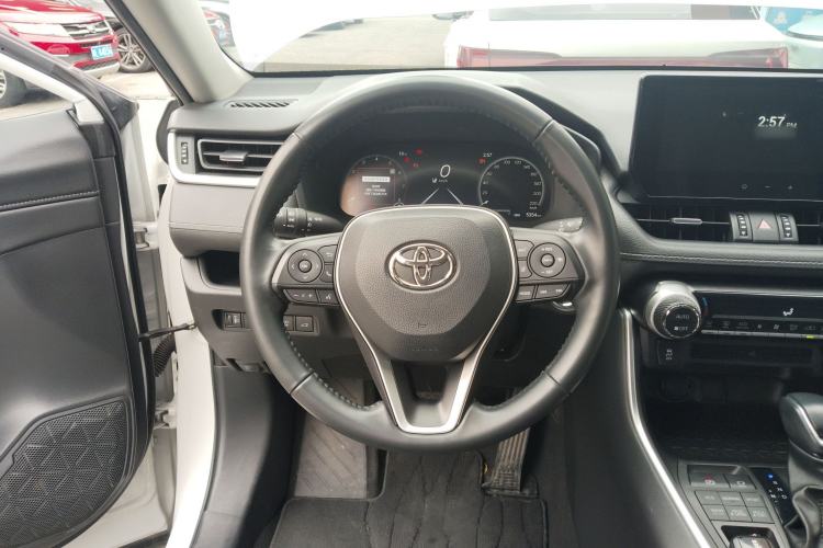 Used Toyota Wildlander 2023 2.0L CVT Four-Wheel Drive Luxury PLUS Edition