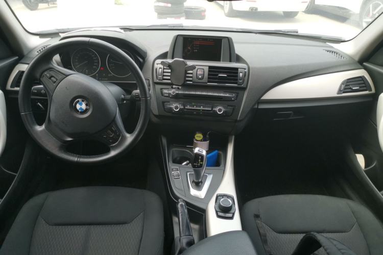 Used BMW 1 Series 2013 Revised 116i Leading Edition Center Console
