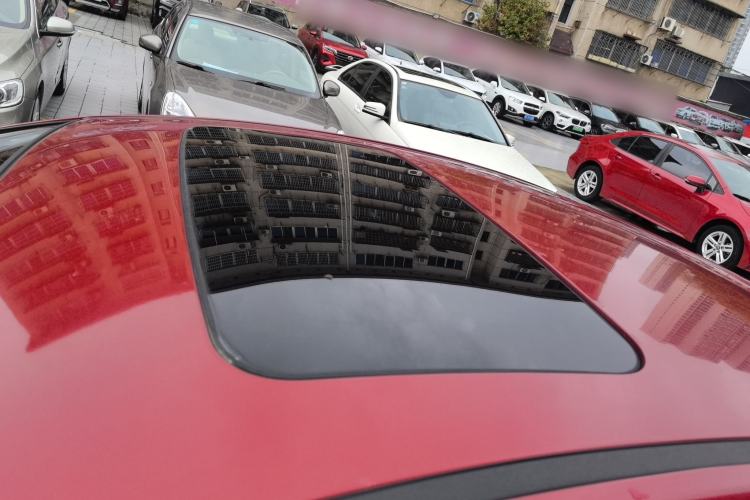 Used Chevrolet Cruze 2015 1.5L Classic SE AT Roof