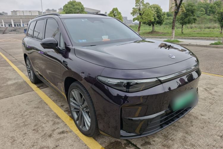 Used Leapmotor C16 2024 Range-Extended 200 Luxury Edition Front Right 45 Deg