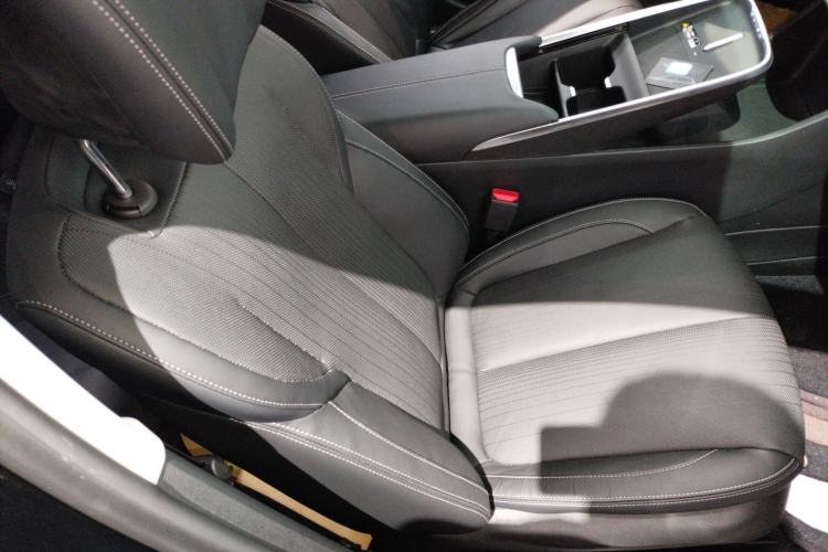 Used Buick LaCrosse 2023 28T Prestige Edition