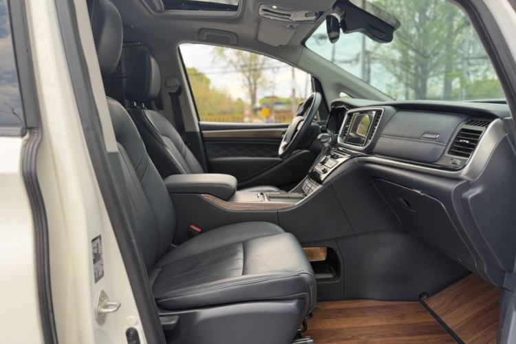 Used GAC Trumpchi M8 2020 390T Deluxe Edition Interior 6