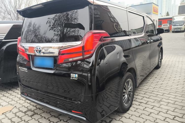 Used Toyota Alphard 2021 Dual-Engine 2.5L Luxury Edition
