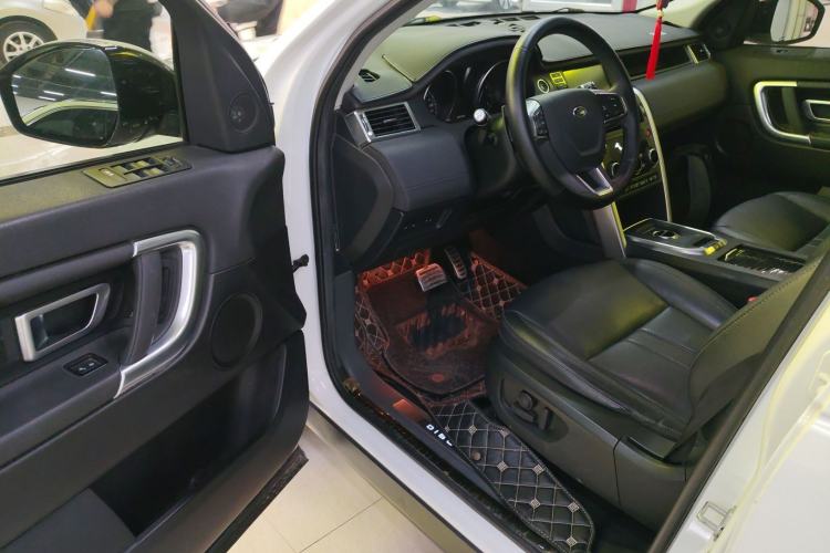 Used Land Rover Discovery Sport 2019 240 PS SE Version China V Standard