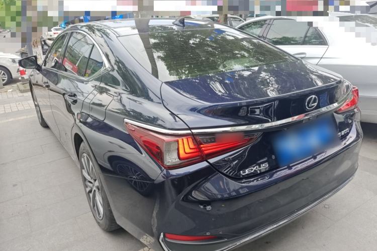 Used Lexus ES 2020 200 Excellence Edition
