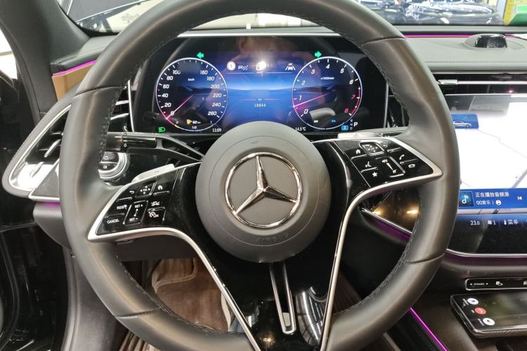 Used Mercedes-Benz E-Class 2024 E 300 L Luxury Model Steering Wheel