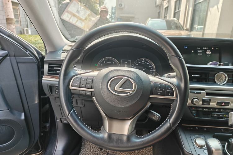 Used Lexus ES 2015 250 Elegant Edition