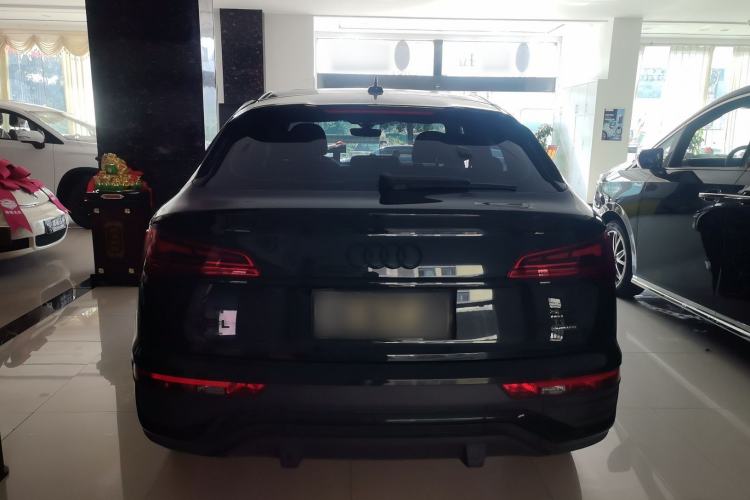 Used Audi Q5L Sportback 2025 quattro 45th Anniversary Edition 40 TFSI Luxury Model
