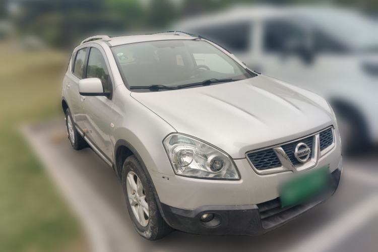 Used Nissan Qashqai 2012 2.0 XL Fire CVT 2WD Front Right 45 Deg