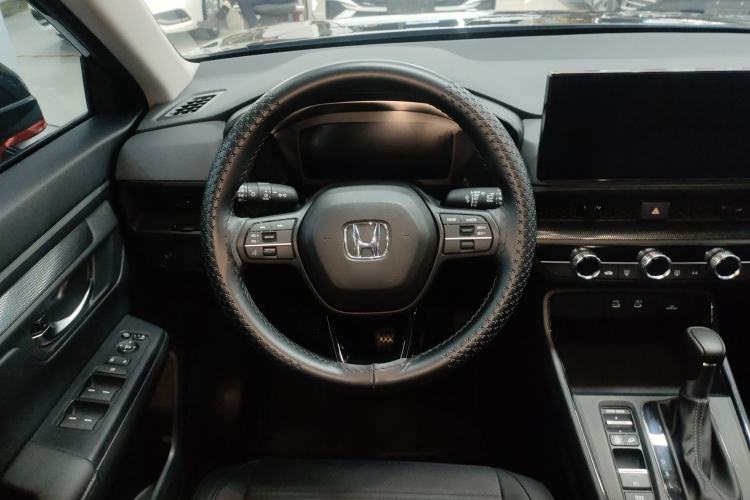 Used Honda CR-V 2026 Model—Global 30-Year Glory Edition 240TURBO Two-Wheel-Drive Dynamic Version Steering Wheel