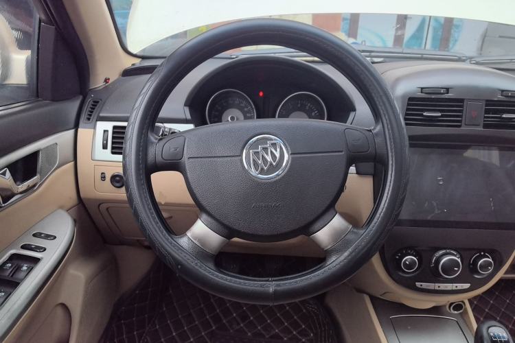 Used Buick Excelle 2013 1.5L Manual Classic Model