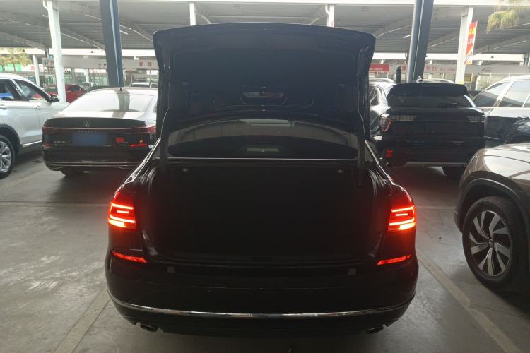 Used Volkswagen Passat 2017 330TSI DSG Prestige Edition
