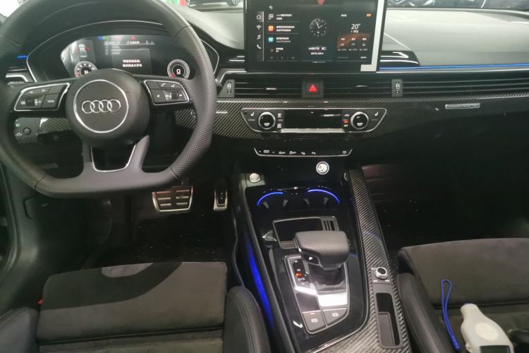 Used Audi A4L 2024 45 TFSI quattro Prestige Dynamic Edition Center Console