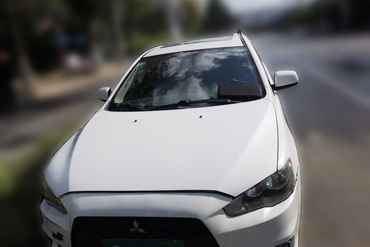 Used Mitsubishi Lancer EX 2011 Chasing Edition 1.8L CVT Limited Model
