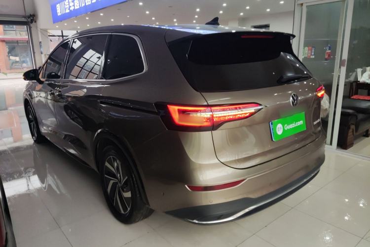 Used Volkswagen Viloran 2023 380TSI Luxury Edition Rear Left 45 Deg