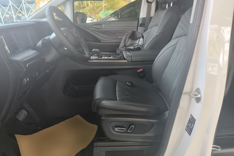 Used GAC Trumpchi M8 2024 Master Series 400T Prestige Edition