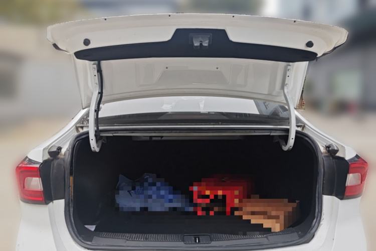 Used Roewe i5 2019 1.5L Automatic 4G Connected Langhao Edition
