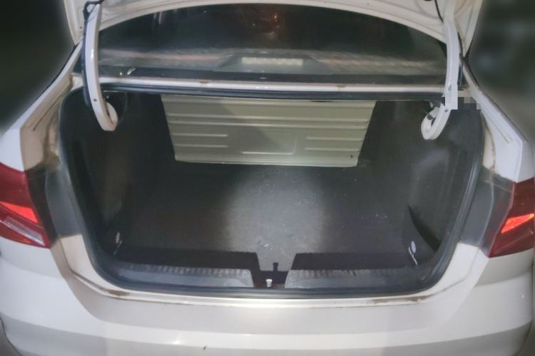 Used Volkswagen Jetta 2017 1.5L Manual Fashion Edition