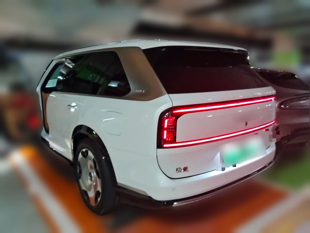 Zeekr 9X 2025 Hyper Edition 70kWh — снимка 4