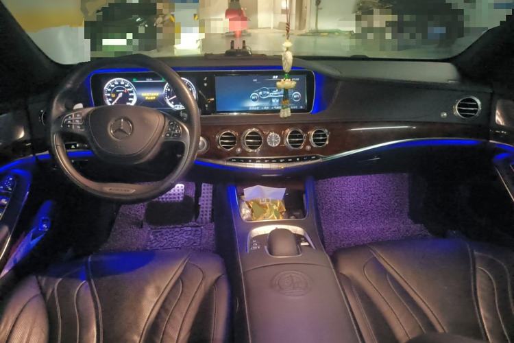 Used Mercedes-Benz S-Class AMG 2014 AMG S 63 L 4MATIC Center Console