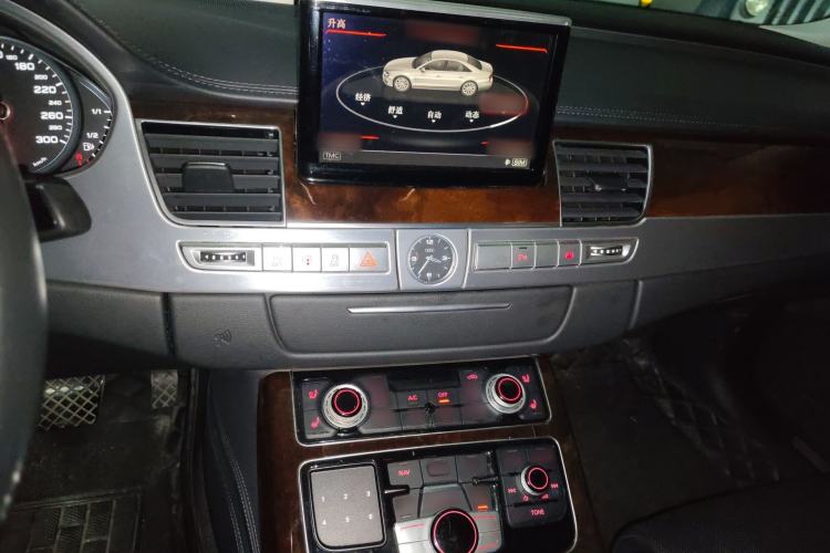 Used Audi A8 2016 A8L 45 TFSI quattro Luxury Edition Audio And AC Panel