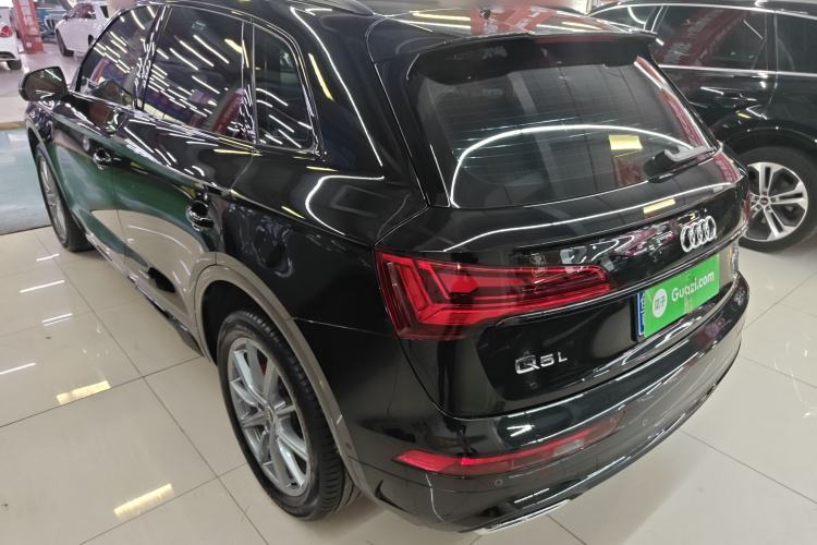 Used Audi Q5L 2023 45T Luxury Dynamic Model Rear Left 45 Deg