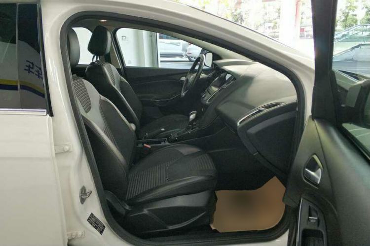 Used Ford Focus 2015 Sedan 1.6L Automatic Trend Model