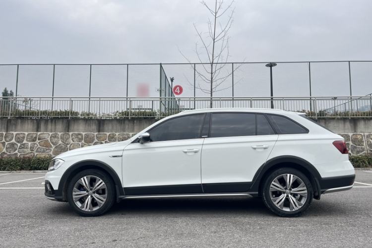 Used Volkswagen C-TREK 2020 1.5L Automatic Comfort Model
