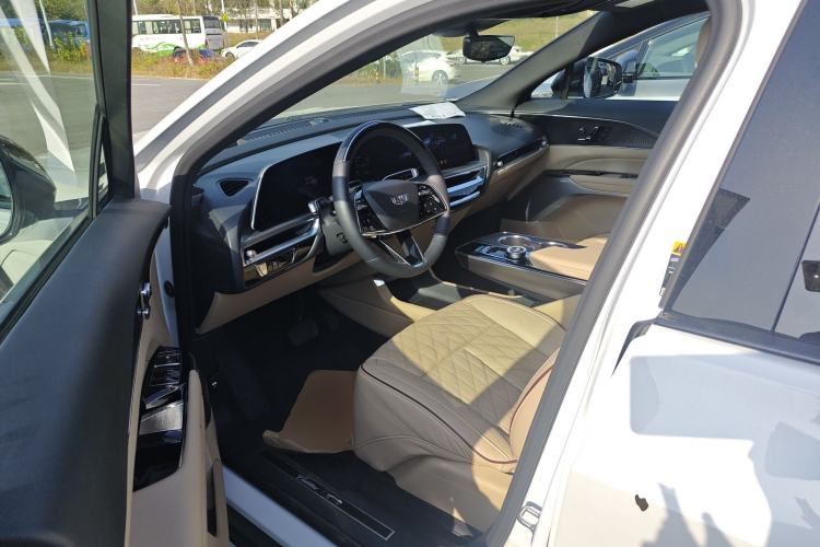 Used Cadillac LYRIQ 2022 Rear-Drive Long-Range Prestige Edition