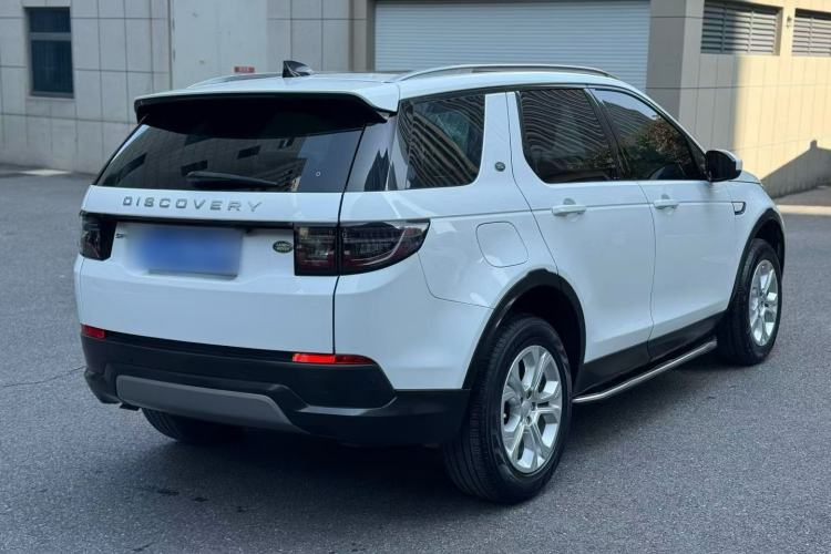 Used Land Rover Discovery Sport 2020 200 PS Family Edition Exterior 4