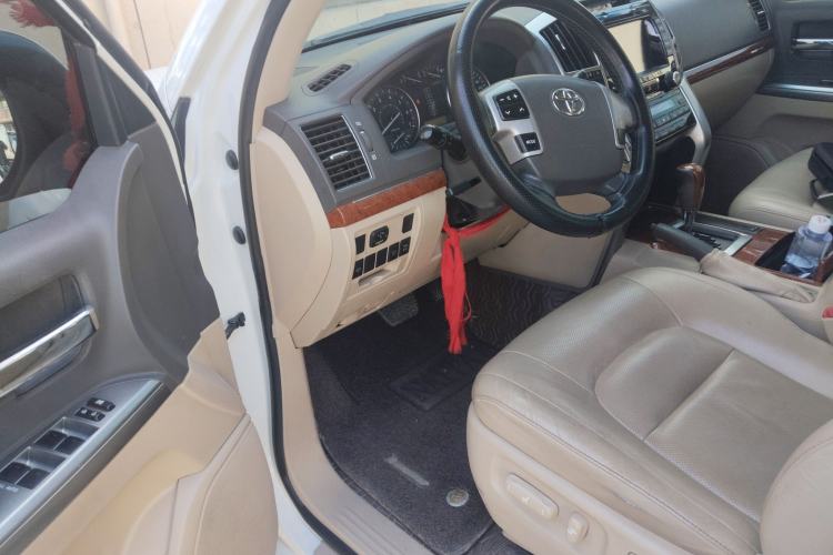 Used Toyota Land Cruiser 2012 4.0L Automatic VX Driver Seat