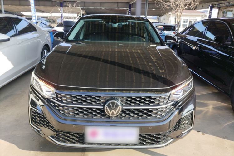 Used Volkswagen Passat 2023 330TSI Starry Luxury Edition