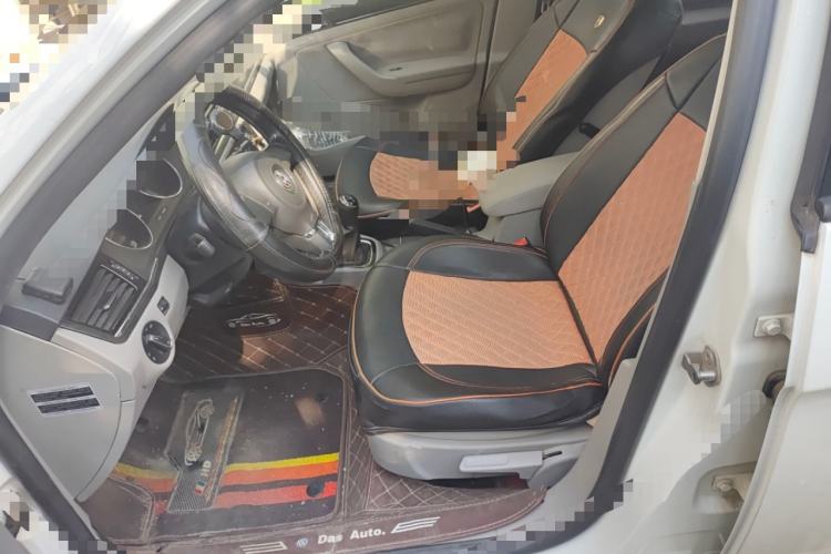 Used Volkswagen Bora 2015 Value Edition 1.6L Manual Fashionable Style