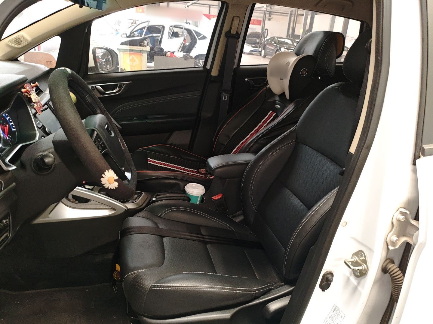 Interior delantero