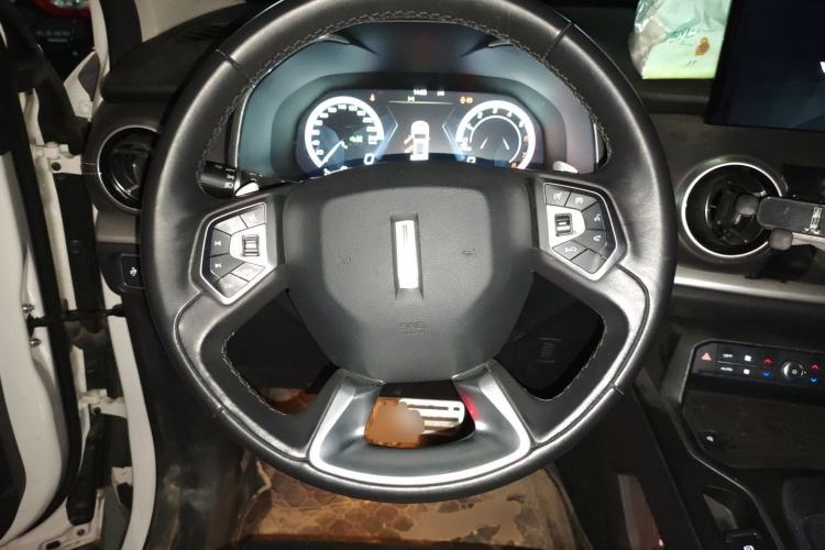 Used Wey VV6 2018 2.0T Two-Wheel-Drive Ultra-Luxury Version China V Standard