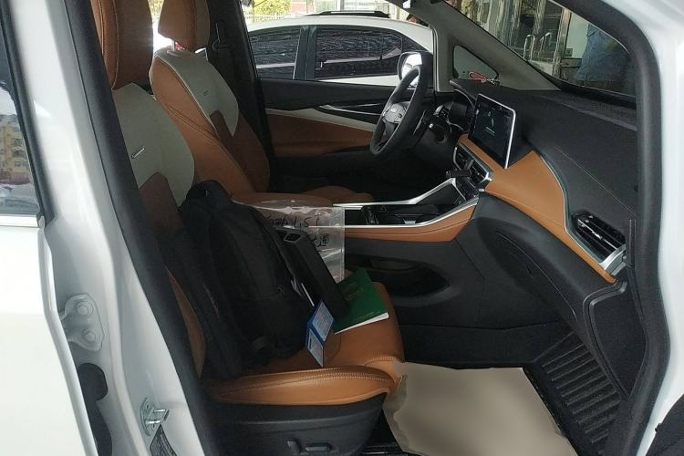 Used SAIC MAXUS G50 2023 PLUS 1.5T Happiness-Recommended Automatic Escort Edition
