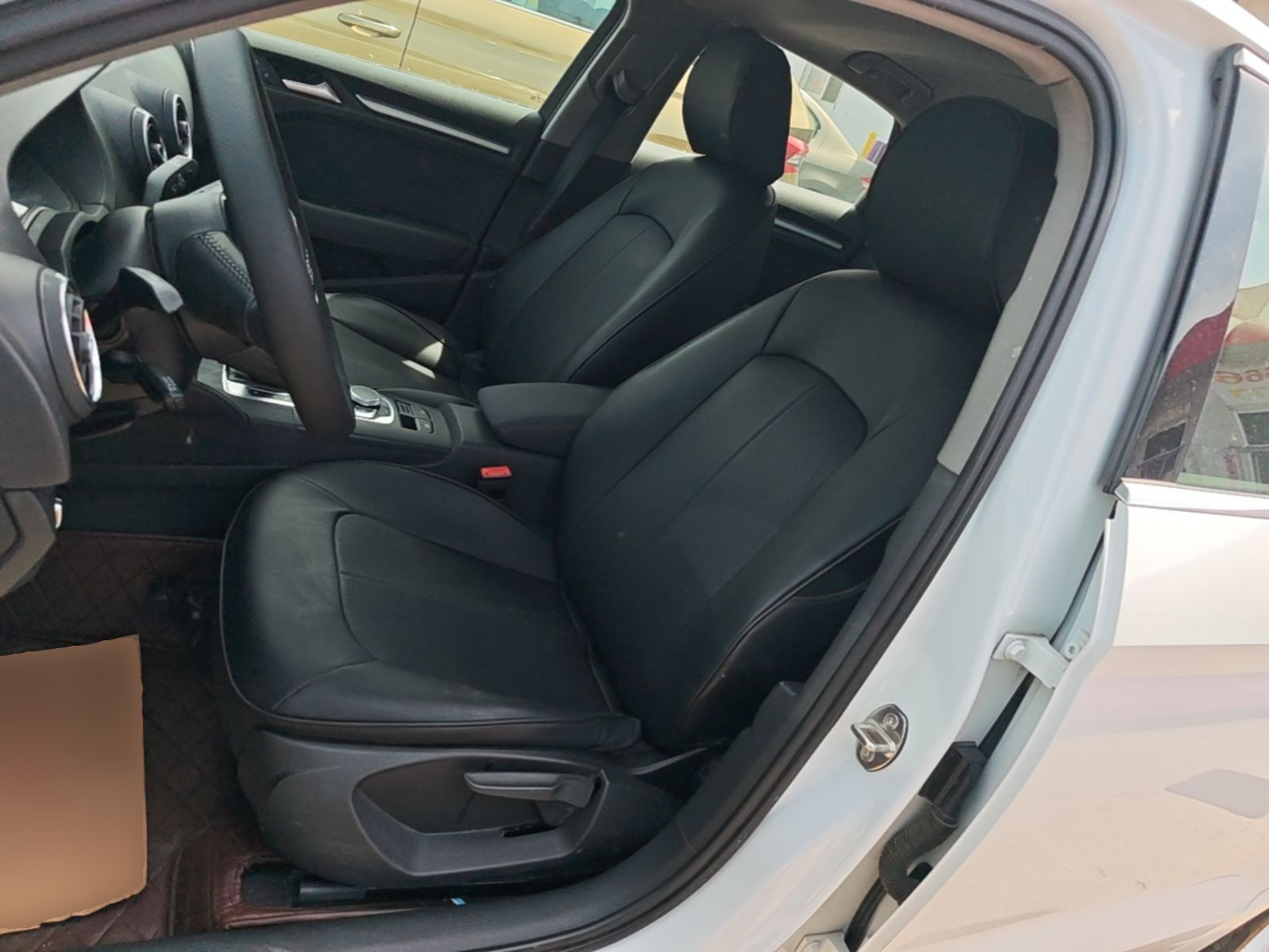 Avant de la voiture