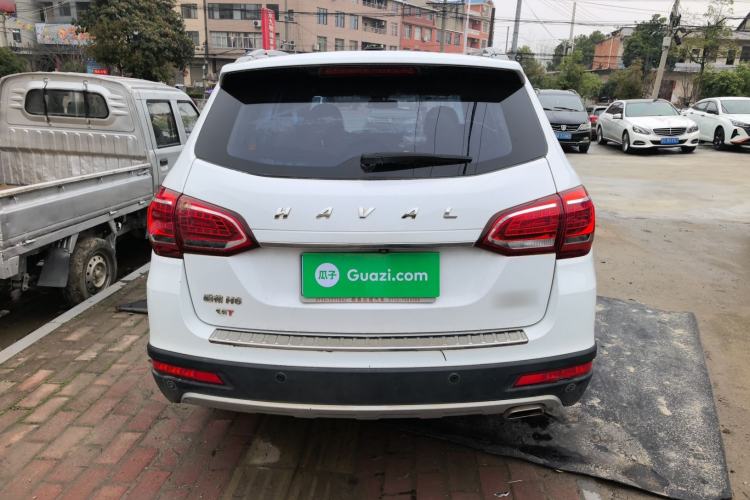 Used Haval H6 2015 Upgraded Model 1.5T Manual Two-Wheel Drive Prestige Version
