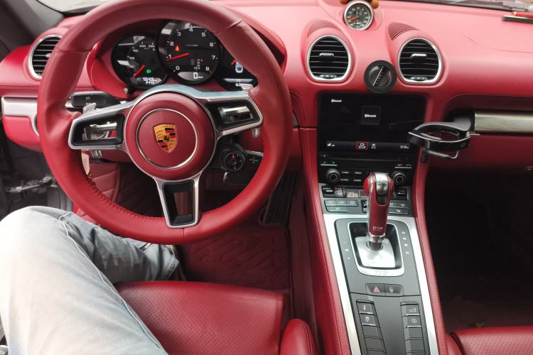 Used Porsche 718 2016 Cayman 2.0T