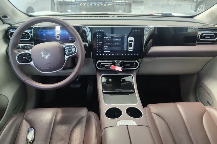 Used Leapmotor C11 2023 Pure Electric 500 Zhixing Edition Center Console