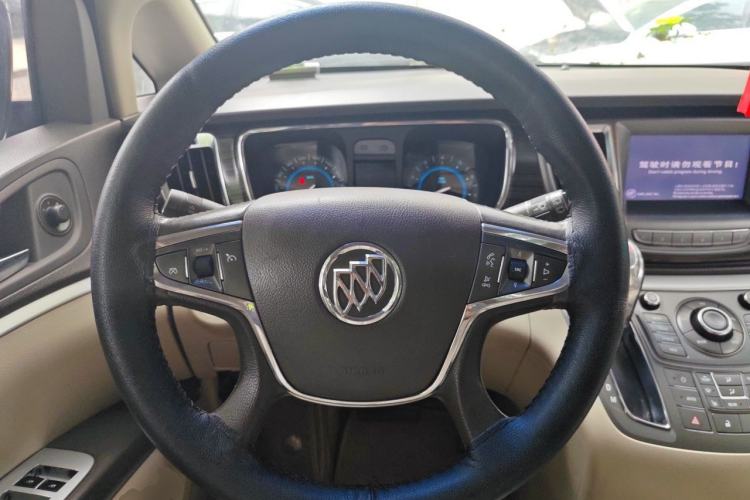 Used Buick GL8 2011 3.0L GT Luxury Business Haoya Edition