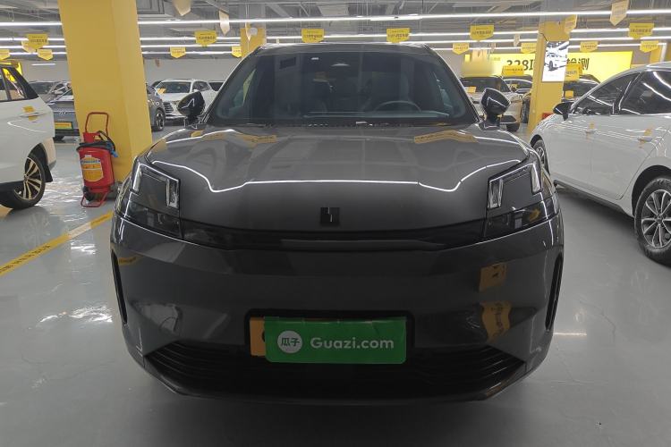 Used Lynk & Co 08 EM-P 2023 120km Long-Range Pro
