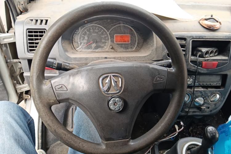 Used BAIC Weiwang 306 2013 1.2L Value Edition Basic CNG 7-seater A12 China IV
