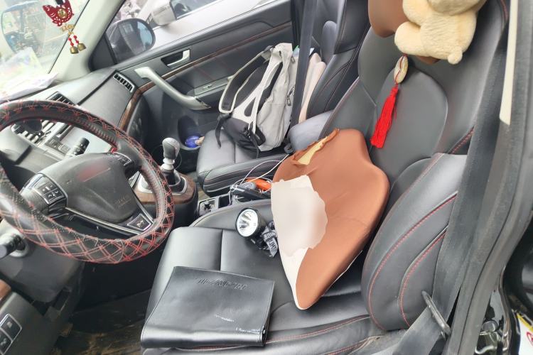 Used Haval H6 2015 Revised Version Sport Edition 1.5T Manual Transmission Two-Wheel Drive Elite Grade Left Front Seat