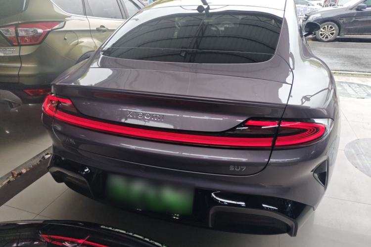 Used Xiaomi Auto SU7 2024 Rear-Drive Long-Range Intelligent Driving Version

