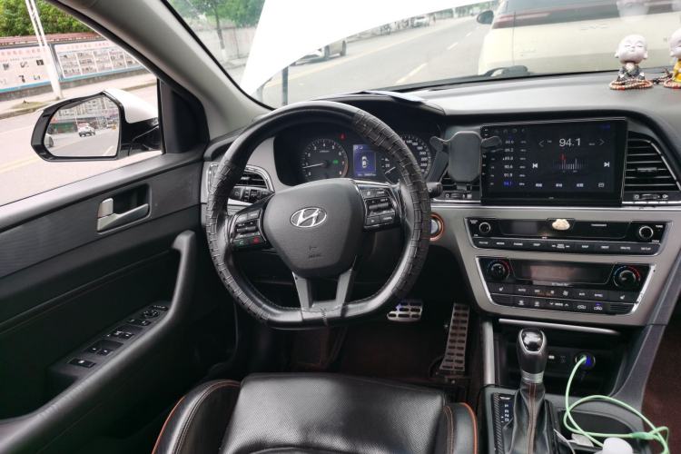 Used Hyundai Sonata 2015 1.6T GX Comfort Model Steering Wheel