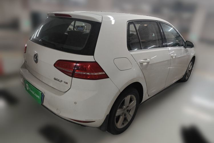 Used Volkswagen Golf 2016 230TSI Automatic Comfort Version
